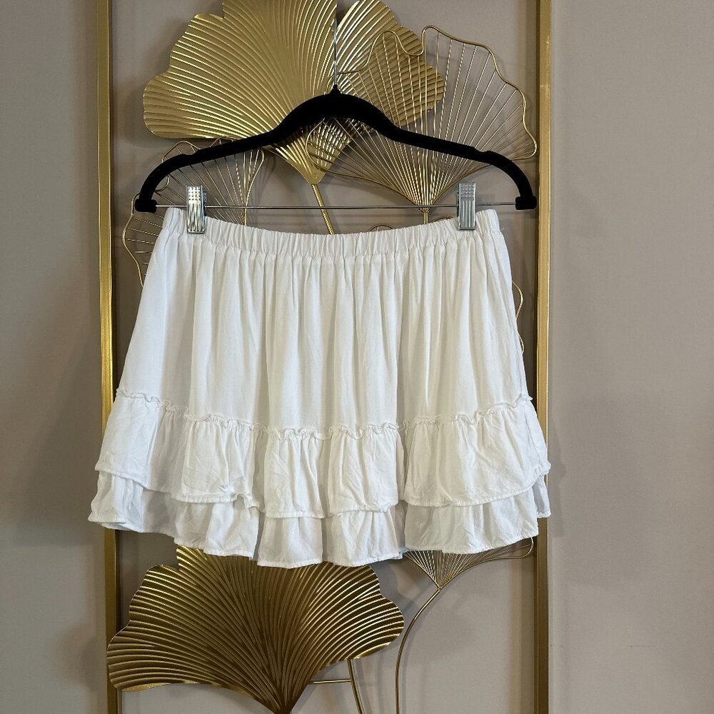 Brandy Melville Izzy Mini Skirt - Picture 3 of 8
